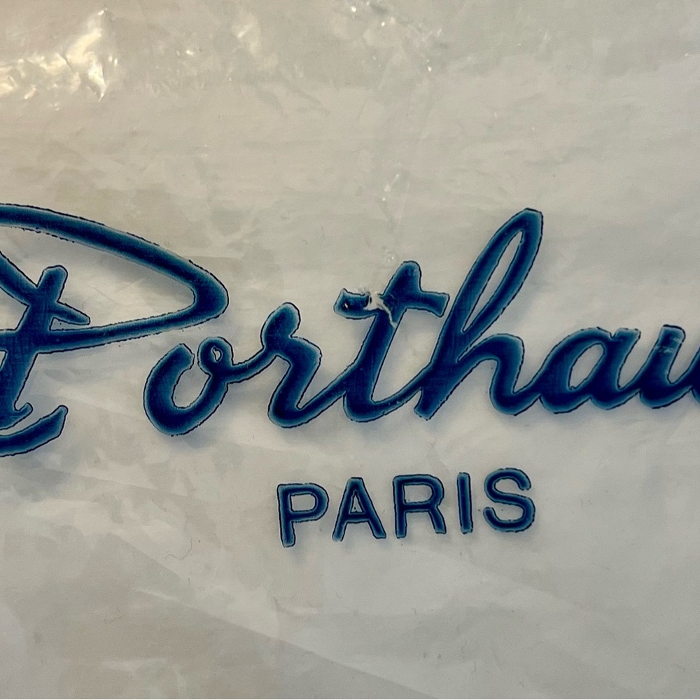 D. Porthault Small Embroidered Cotton Drawstring Gift Bag (5 available) - Picture 5 of 6